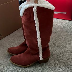 Fur lined cowgirl boots